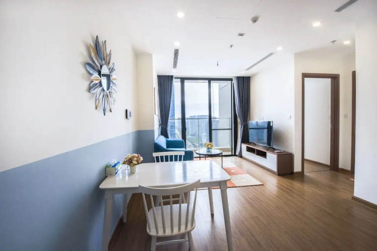 1 Bedroom Business Double Apartment with city view