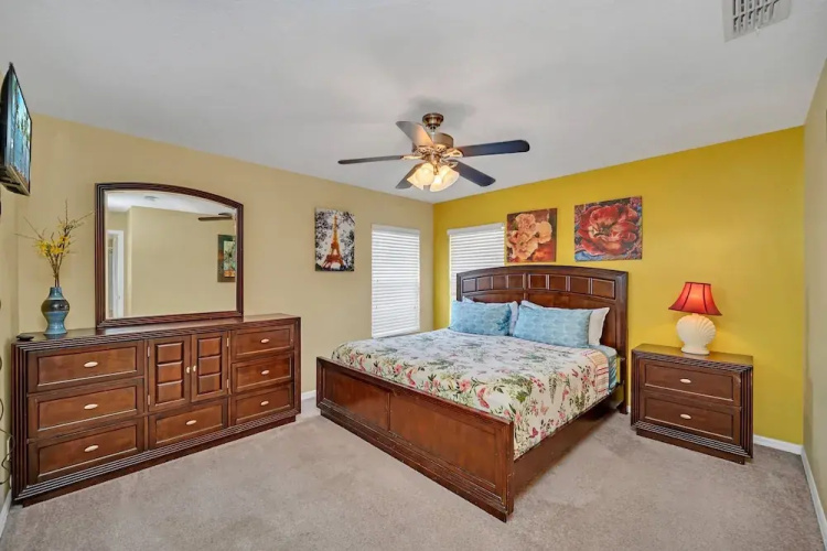 Solana Pool Home in Davenport FL