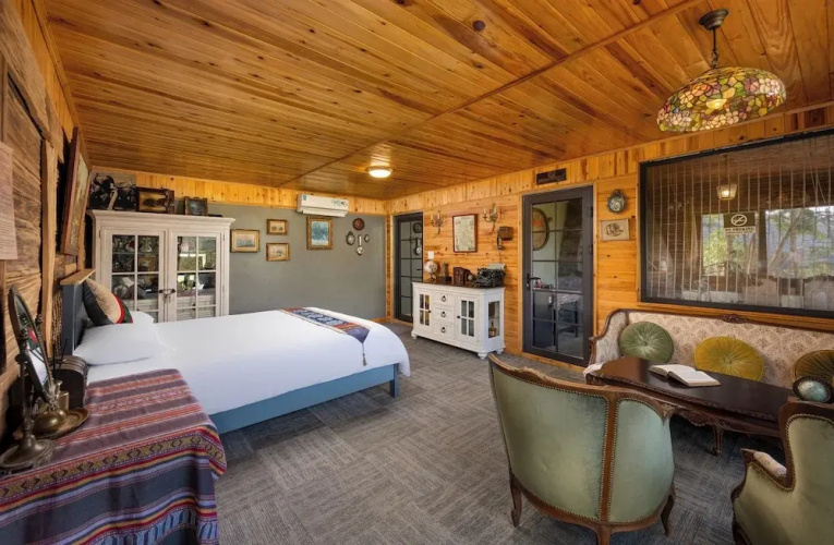 Ta Phin Cottage