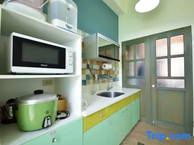 5 Bedrooms Villa