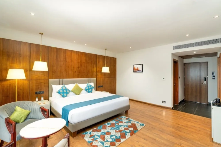 Standard Club room