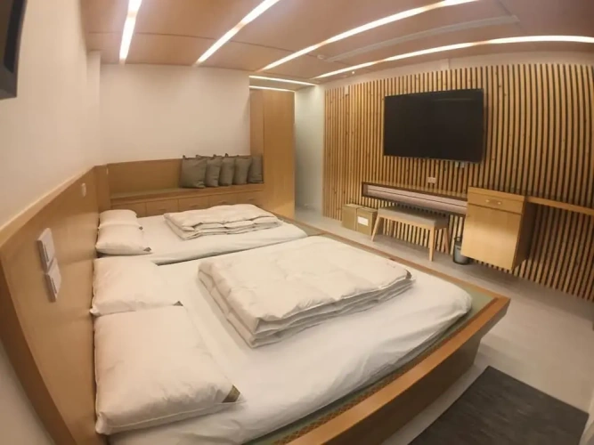 Standard Quadruple Family room