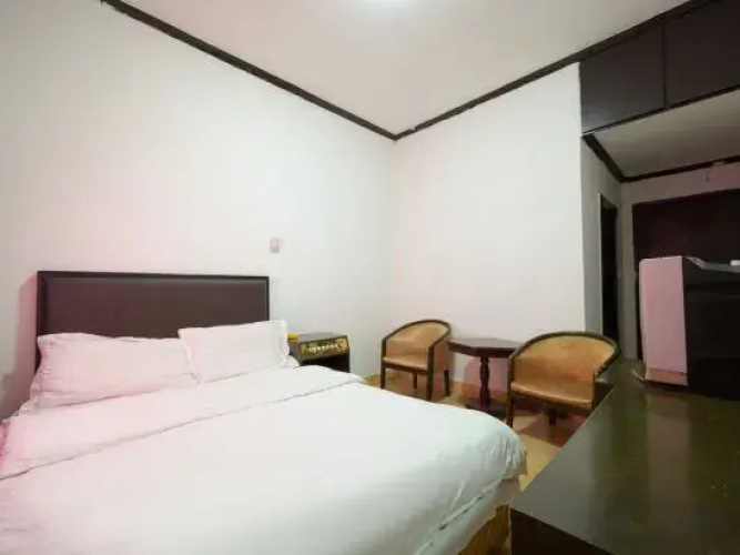 Anqing Hongyuan Hotel