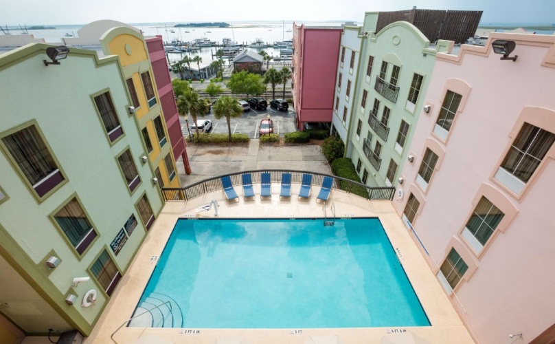 Hampton Inn & Suites Amelia Island-Historic Harbor Front photo 20