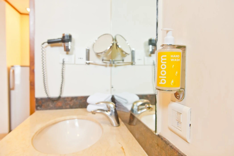 Bloom Hotel - Indiranagar