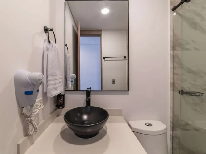 w Charming 3BR w Amazing Deco in Medellin