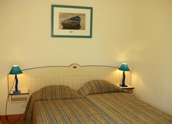 2 Bedrooms Villa
