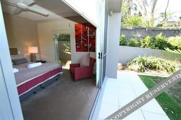 Beach House 1 @ Vue Hotel Overview