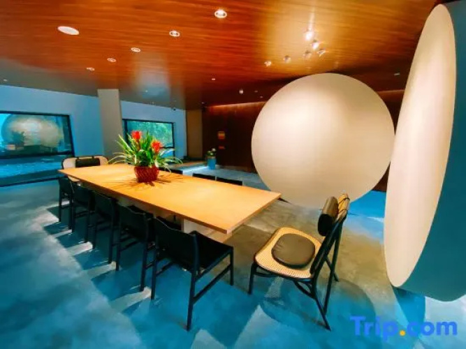 Winterless Cloud Dwelling&Rippling Court Hotel Wuxi