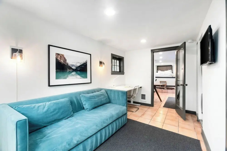 Montlake Studio in Spite House