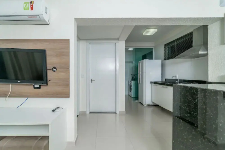 809 - Aluguel 1 quarto com churrasqueira