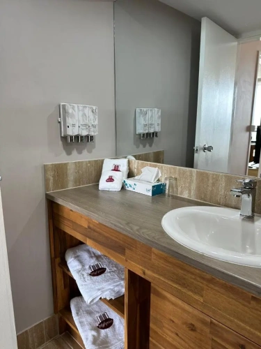1 Bedroom Apartment with balcony