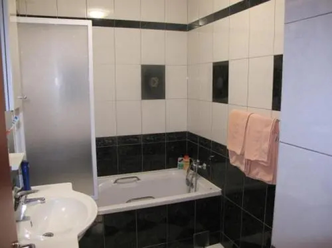 Apartment Sobe Ravbar