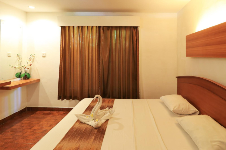 Adhi Dharma Hotel