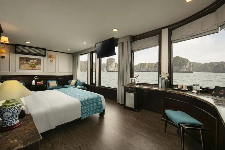Amanda Luxury Cruise