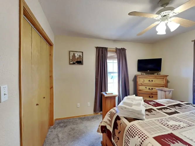 4 Bears 1 Cave by Ryson Vacation Rentals