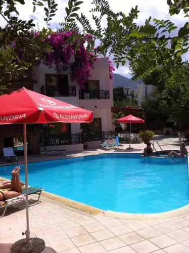Zoe Hotel