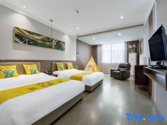 Standard Twin Family room