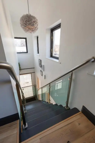 Accommodation @ 32
