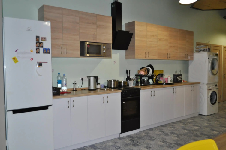 Hostel S size