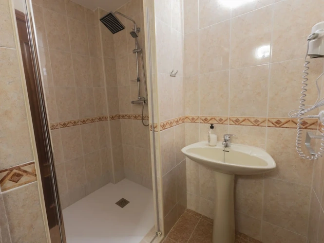 3 Bedrooms Deluxe Apartment