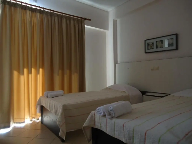 Standard Twin room with balcony