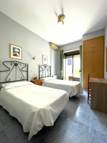 Hostal Fernández Atocha - Madrid