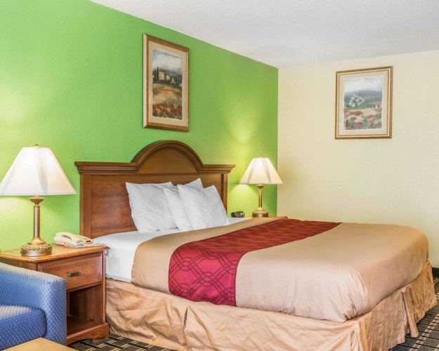 Econo Lodge Douglas