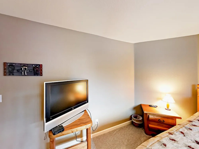 1395 Morgan Ct Condo Unit 702