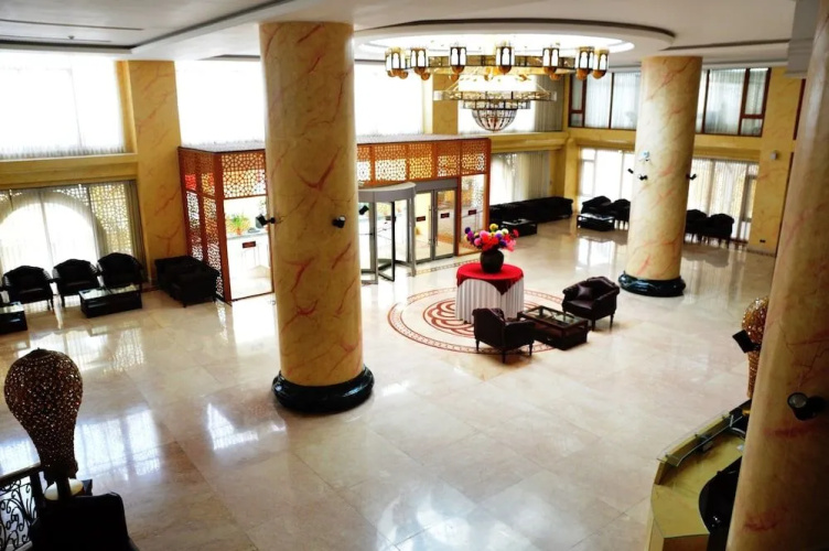 The Royal Paradise