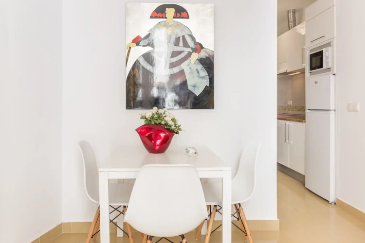 1 Bedroom Apartment with balcony