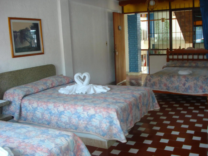 Hotel EMS Los Arcos