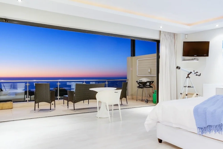 1 Bedroom Suite with sea view