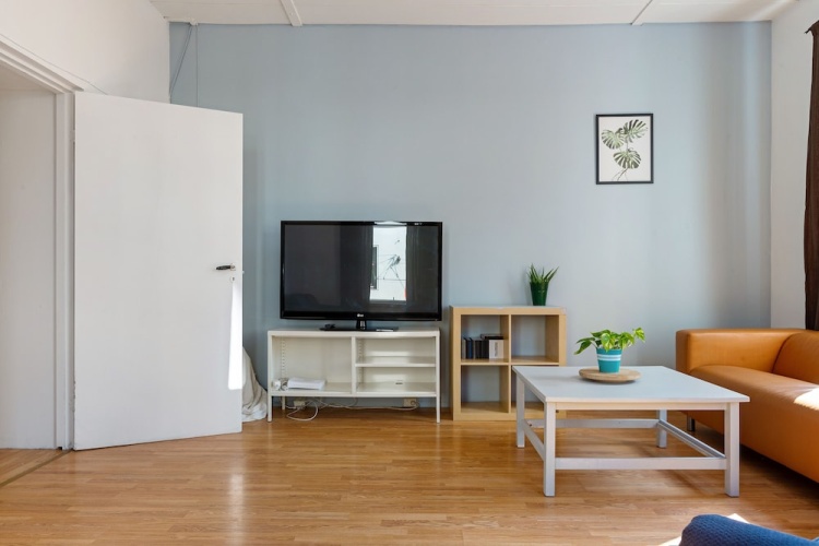 T13 Small Room