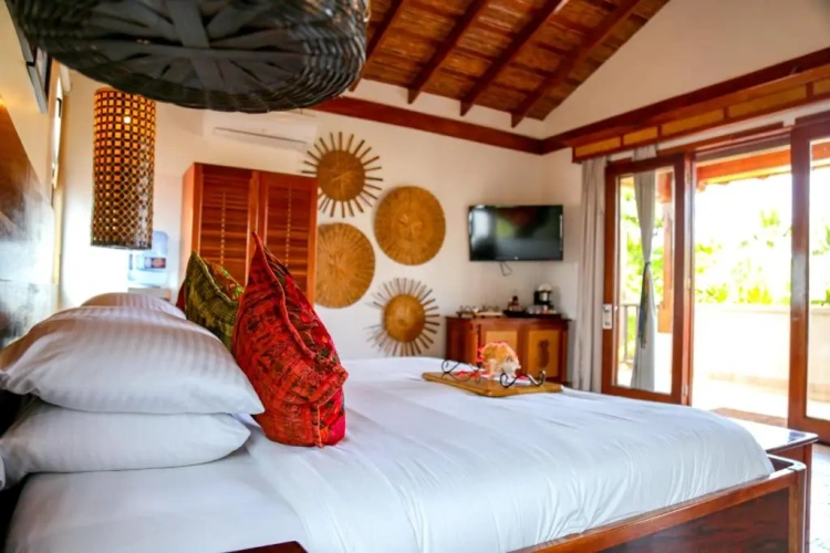Deluxe Double room with balcony and with sea view