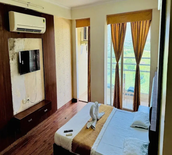 Hotel Raj Villa