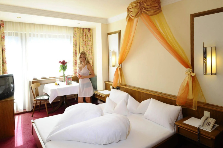Hotel Serles
