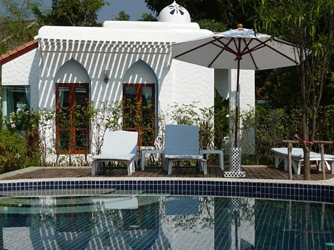 Studio with balcony and with pool view
