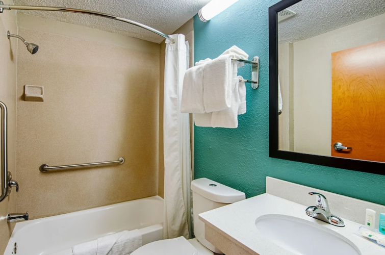 Microtel Inn And Suites Bristol
