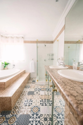 LilyRose Bed & Breakfast