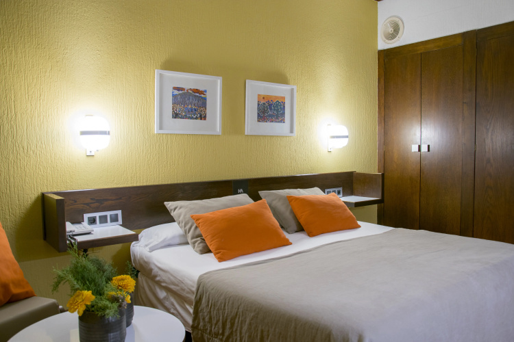 Hotel America
