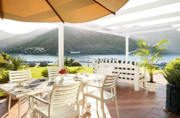 Poseidon Guest House