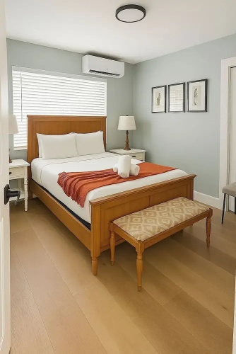 2 Coastal Units Walk to Beach Patio & Parking