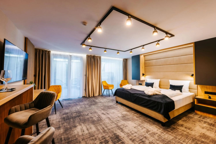Auris Hotel