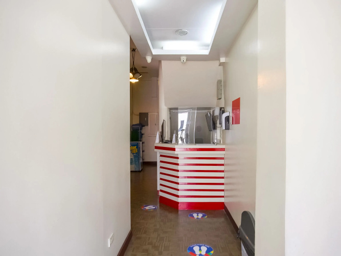 OYO 793 Dg Budget Hotel