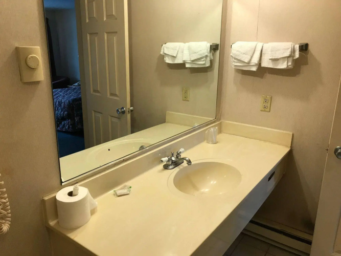 Economy Lodge