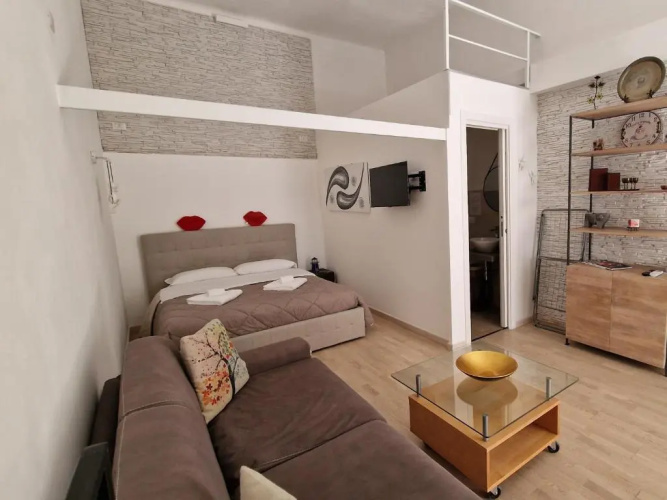 4 Via Valona - executive luxury apartment