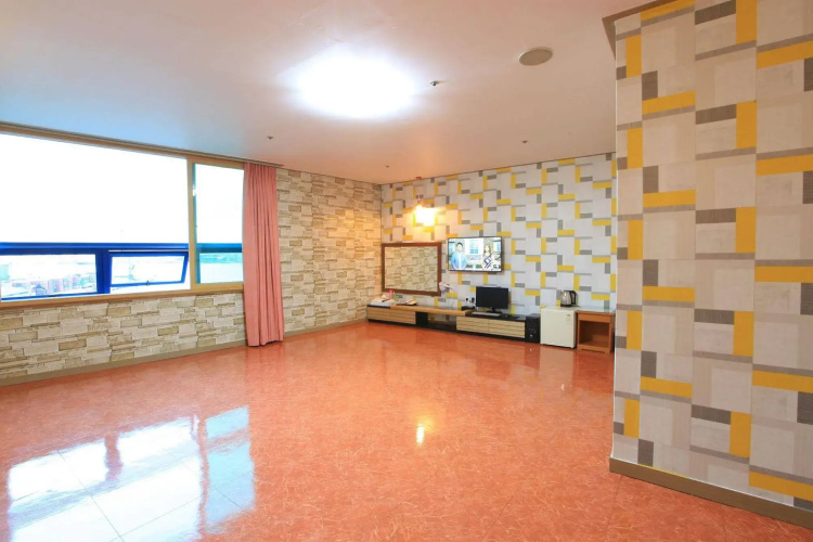 Marina Motel Busan Station