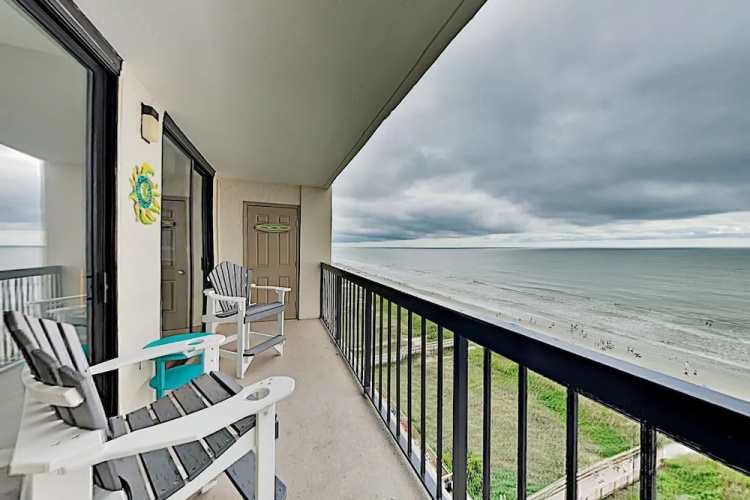 1005wate 3 Bedroom Condo