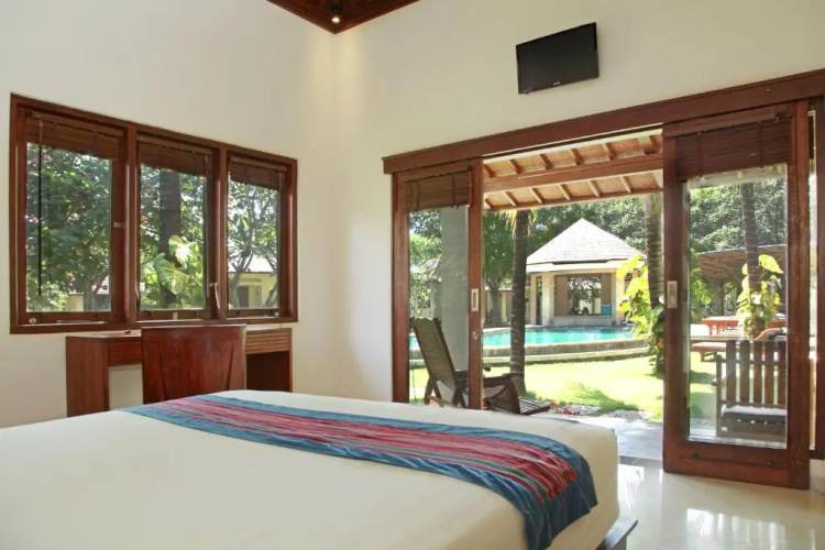 Puri Rinjani Bungalows